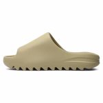 YEEZY SLIDE “DESERT SAND”