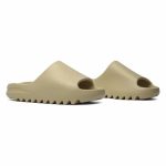 YEEZY SLIDE “DESERT SAND”